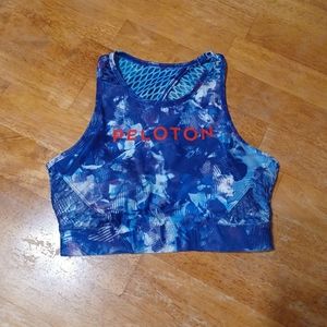 Peloton sports bra with pads.Women's Size small.  Like new. Purple/blue.